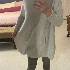 Garnet Hill Light Gray Women's Turtleneck Sweater